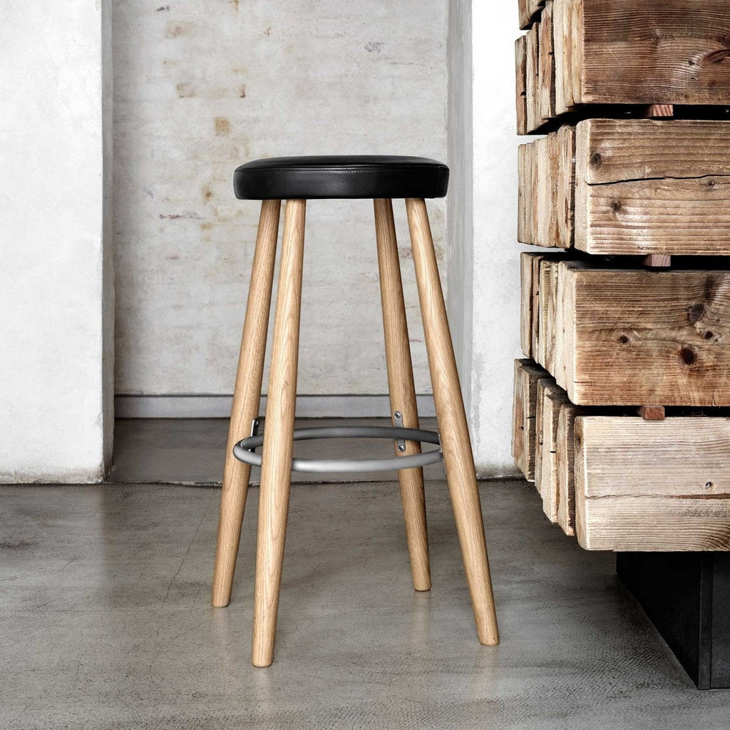 Tabouret en bois massif