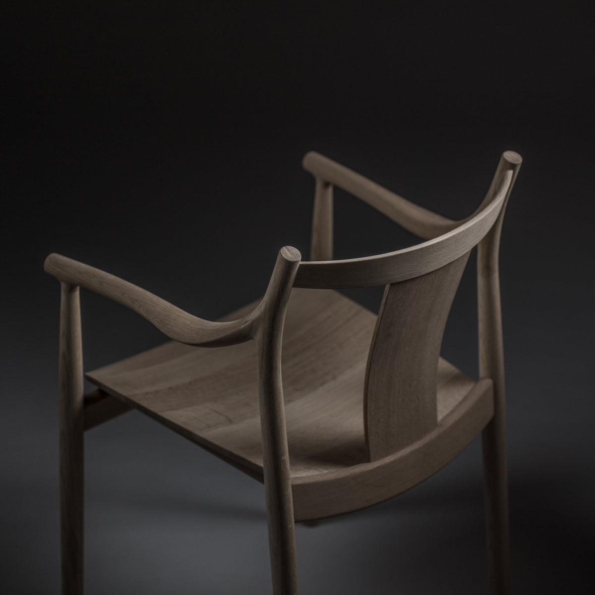 Chaise de salle à manger avec assise en bois