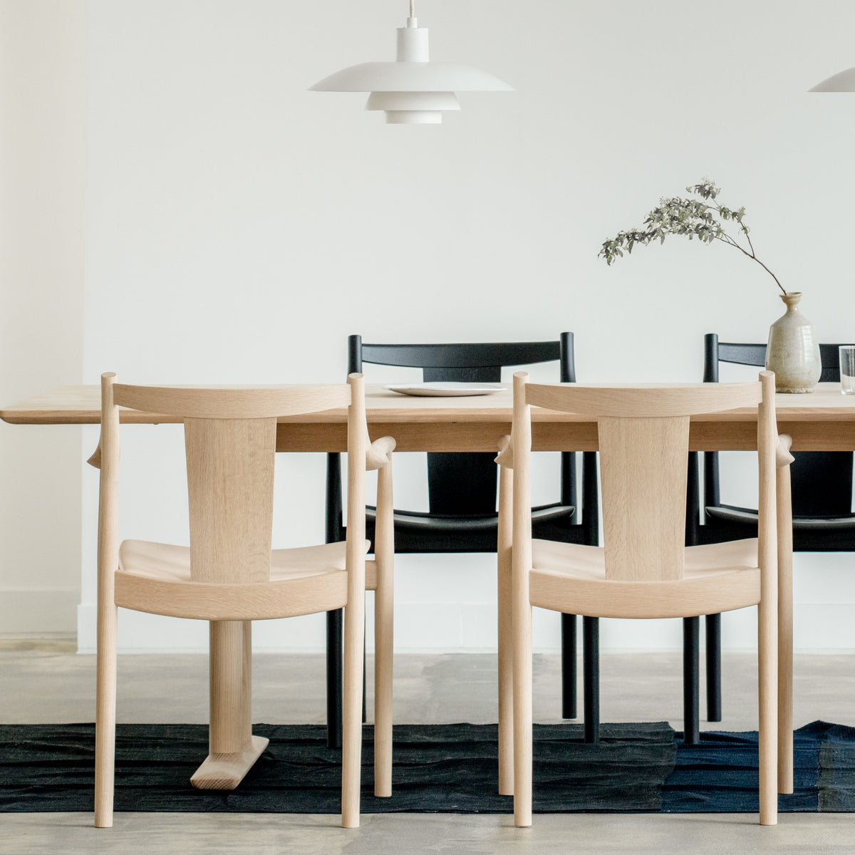 Chaise de salle à manger avec assise en bois