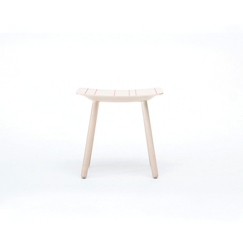 TABOURET COULEUR ROSE QUADRILLÉ