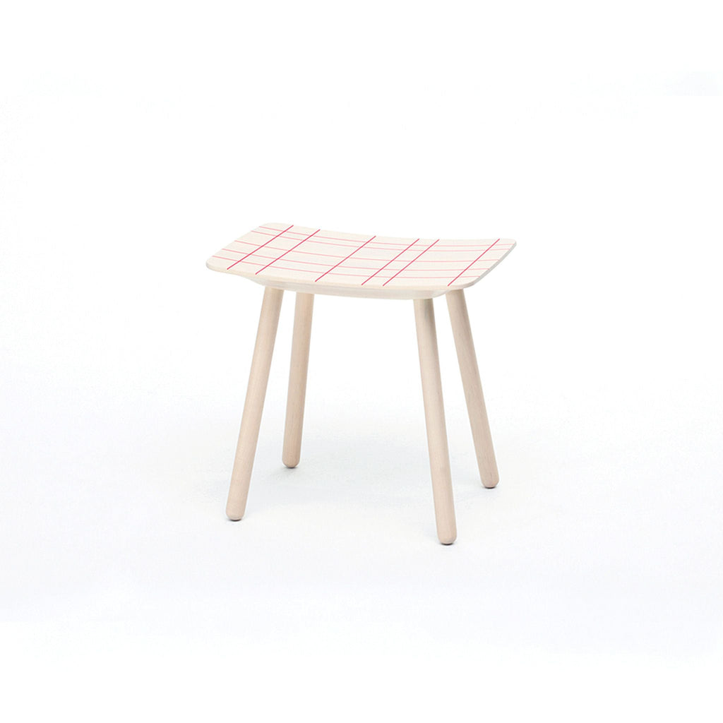 TABOURET COULEUR ROSE QUADRILLÉ